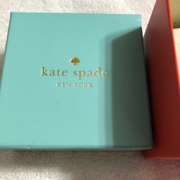 KATE SPADE WATCH - Picture 2 of 11